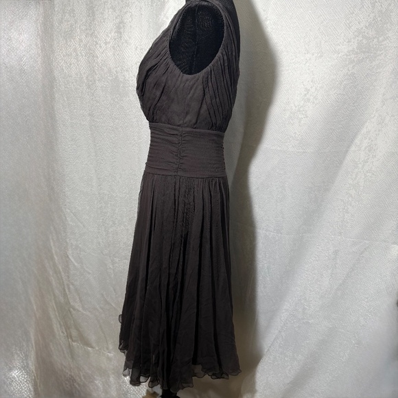 Tadashi Petite 6P 100% Silk Brown Cocktail Dress Ruched V-Neck Midi Evening - Picture 2 of 14